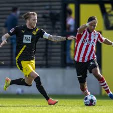 Marco reus shots an average of 0.19 goals per game in club competitions. Bvb Besiegt Sparta Rotterdam Traum Comeback Fur Marco Reus Im Testspiel Bvb