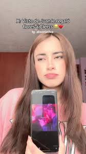 Viste de Juan le regaló flores a Clerss 😭💔#minecraftextremo #arigameplays  #auronplay #twitch #streamer #juansguarnizo #ariyjuan #pochis #ari #clerss