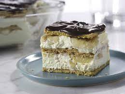 No Bake Banana Eclair Cake The Hardest Part Of This Easy Dessert Recipe Waiting Or It To Cool In The Refrigerator Gr Dessert Recipes Desserts Eclair Cake