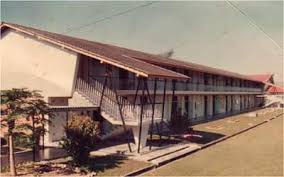 Merupakan sekolah menengah agama pertama yang bercorak asrama penuh di bawah kelolaan kerajaan negeri perak darul ridzuan dan jabatan hal ehwal agama islam perak. Sekolah Izzuddin Shah Ipoh Alumni Home Facebook