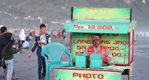 Harga tiket masuk ke wisata ziarah makam sunan drajat lamongan , terbilang sangat murah, tetapi jangan salah menilai pesona keindahan yang di hidangkan oleh wisata ziarah makam sunan drajat lamongan , bukanlah hal yang murahan.sangat di sayangkan jika anda berada di kota lamongan tidak menggunjungi wisata religi yang mempunyai pesona keindahan. Harga Tiket Masuk Tempat Wisata Di Bantul Terbaru Suara Jogja