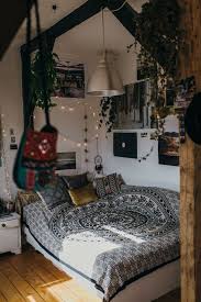 How To Make Your Bedroom Cozy Easy Ideas Bedroom Decor Cozy Design Your Bedroom Dream Rooms