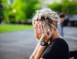 Etre châtain, c'est arborer une couleur de cheveux chaude, déclinant toutes les nuances du marron. Quel Balayage Adopter Pour Cheveux Courts Mes Conseils