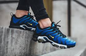 The Nike Air Max Plus Tn Ultra Also Drops In Hyper Blue Kicksonfire Com Fashion Pumps Nike Free Shoes Nike