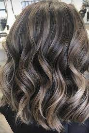 The brown and dark blonde shades come together in a wonderful mixture that shines with ashy tones. Fantastic Brunette Balayage Hair Color Ideas16 Haircolorbalayage Balayage Brunette Brunette Balayage Hair Short Hair Balayage