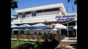 Programele de cazare cu all inclusive includ pe langa serviciile de cazare si mese complete de tip bufet suedez, gustari intre mese si bauturi open bar pe toata durata zilei, multiple facilitati. Holiday Tags All Inclusive