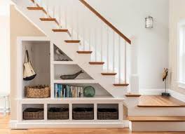 32 Smart Under Stairs Storage Ideas Page 5 Of 34 In 2020 Stauraum Unter Der Treppe Treppenspeicher Treppen Design