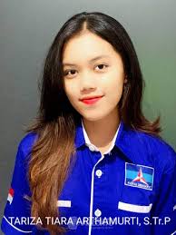 Tariza Tiara Arthamurti Bacaleg Termuda Partai Demokrat DPRD Jember • File  Satu