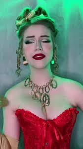 last martha draft!! kinda taking a christmas break rn so uploads are slow  but i’ll be back soon! #marthamaycosplay #thegrinch #grinchcosplay