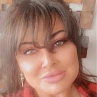 Danielle Millar's Instagram, Twitter & Facebook