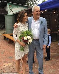 Living on wurundjeri country new single 'when the machine starts' ⚙️ out now. Missy Higgins Discusses Her Father S Recovery After His Covid Diagnosis Aktuelle Boulevard Nachrichten Und Fotogalerien Zu Stars Sternchen