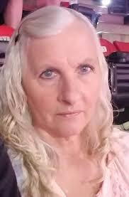 Leann Freeman's Instagram, Twitter & Facebook