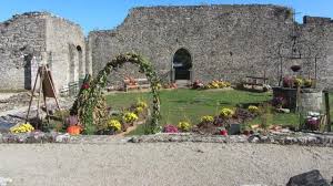 Des Jardins Ephemeres Pour Sublimer L Abbaye De Landevennec Quimper Maville Com
