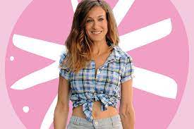 Here's sjp's worth in 2021. Sarah Jessica Parker Der Geniale Jeans Hack Der Schauspielerin Zaubert Langere Beine Glamour