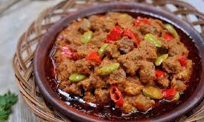 😍 sudah stor foto tapi emang resepnya blm di repost. 5 Resep Sambal Goreng Terpopuler Rasanya Lezat Dimasak Dengan Dendeng Dan Bilis