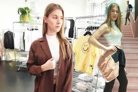 Hey schwestern, nach lange zeit erzähle ich euch endlich wie es als junge/mann beim gntm 2019 / germanys next topmodell casting und der top 50 2019 war #heid. Gntm Germany S Next Topmodel Transgender Tatjana Korperlich Ging Etwas Schief Tag24