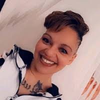 Melissa Guyton's Instagram, Twitter & Facebook