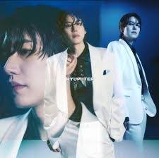 Aline Ackerman's Instagram, Twitter & Facebook