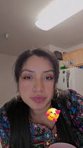 Muchacha Canta Entre Mas Lejos Me Vaya