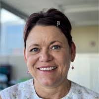 Keri Whitaker's Instagram, Twitter & Facebook