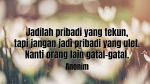 Best briliant life motto quotes motto merupakan kata yang berasal dari bahasa inggris yang memiliki arti kalimat atau frasa, dan juga bisa didefinisikan sebagai semboyan dan pedoman yang menggambarkan tentang motivasi, semangat, dan tujuan. 150 Contoh Motto Hidup Singkat Bermakna Keren Islami Lucu Dll