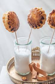 Galette Pops Poire Chocolat Recipe Frangipane Recipes Desserts Galette De Rois Recipe