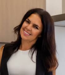 Eloisa Alvarez's Instagram, Twitter & Facebook