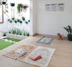 6 model taman dalam rumah minimalis kecil. Tips Hadirkan Mushola Minimalis Nan Cantik Di Rumah Berlahan Terbatas Realestat Id