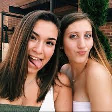 Lindsay Plotkin's Instagram, Twitter & Facebook