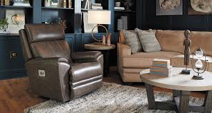 The right side table for lift chair has a rotate 360 degree table top, which is made of wood grain. La Z Boy Talladega Recliner Review Features Dimensions Upgrades