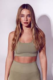 Jul 28, 2021 · your celebrity destination for the latest celebrity styles, clothes, outtfits, fashion and more. Set Active X Madelyn Cline Collaboration Drop Hypebae