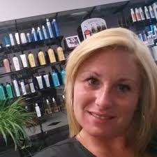 Lisa Palestini's Instagram, Twitter & Facebook