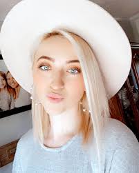 Callie Hall (@callie_hall22) • Instagram photos and videos