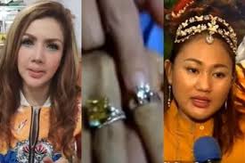 We did not find results for: Raut Mukanya Disebut Pakar Ekspresi Tunjukkan Kebohongan Barbie Kumalasari Diduga Pamerkan Berlian Kw Semua Halaman Grid Hot