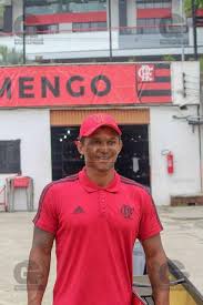 Jun 22, 2021 · um dos ícones do time tricampeão do mundo em 1970, rivellino surpreendeu ao dizer que neymar teria lugar na equipe titular campeã no méxico Fotos Apresentacao Do Conaista Isaquias Queiroz No Flamengo Gazeta Press
