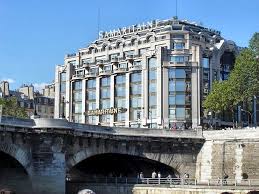 Renouveler l'image de la samaritaine par un geste architectural contemporain et innovant sur la rue de rivoli. Structurae En Department Store La Samaritaine Paris