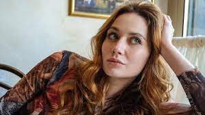 Tradimento, trame dal 3 al 9 maggio 2025: la vendetta di Ipek su Guzide