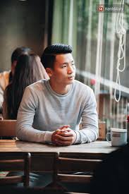 Nói về tình huống quyết quyết định này, trung vệ người hà tĩnh cho biết, anh đã may mắn ở cú sút đó nhưng. Trung Vá»‡ 8 Mui Bui Tiáº¿n DÅ©ng Ngoai Ä'á»i Váº«n Ä'iá»ƒn Trai Va Nam Tinh Láº¯m