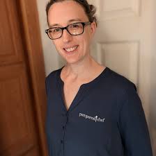 AGA ERA provides the very best in cast iron and conventional cooking. Its  sleek black glass fascia and polished chrome trim create a striking  centrepiece in any contemporary kitchen. Featuring two large-capacity