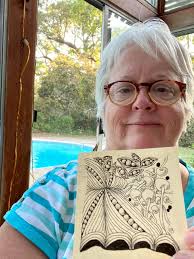 Fearless Marisela Rumberg is painting a Zentangle mural