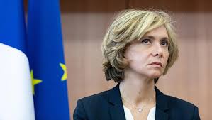 En 2016, le fils de valérie pécresse était arrêté pour avoir fumé du cannabis. Valerie Pecresse Claque La Porte Des Republicains Midilibre Fr