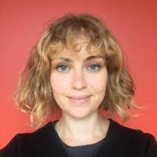 Anna Siebold's Instagram, Twitter & Facebook