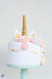 unicorn cake oder eine regenbogen einhorn torte einhorn torte backen torte ohne backen regenbogen einhorn torte
