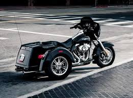 Adventure starts with a single step. Flhxxx Street Glide Trike Bei Motorrad Matthies Harley Davidson Tuttlingen