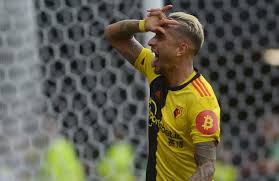 Biografia, idade, equipe, melhores gols e vídeos, lesões, fotos e muito mais em besoccer. Roberto Pereyra Wins Penalty Scores Penalty For Watford Vs Arsenal Mundo Albiceleste