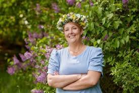 7 augusti tousin tusse chiza, sångare. Sara Bruun Sommarpratar I P1 Hoors Kommun