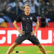 Bastian schweinsteiger (pronounced ˈbasti̯an ˈʃvaɪ̯nʃtaɪ̯ɡɐ (listen); Bastian Schweinsteiger Says Goodbye Fifa Com