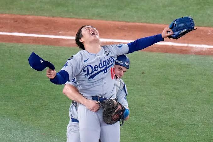 Yoshinobu Yamamoto etches himself into World Series lore | CNN