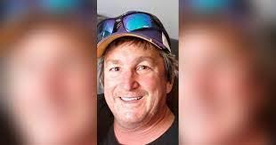 Lonnie Whipple's Instagram, Twitter & Facebook