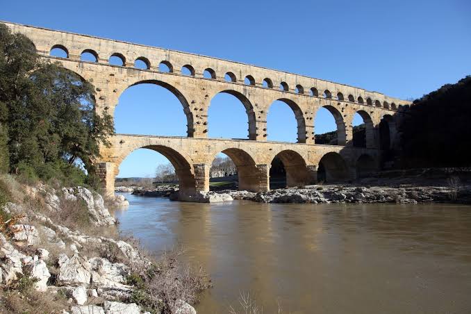 Mga resulta ng larawan para sa Pont Du Gard Bridge , An Amazing Man Made Aqueduct"